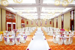 希尔顿逸林酒店