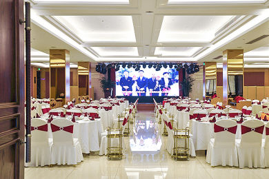 鸿历皇朝酒店（鸿桥店）