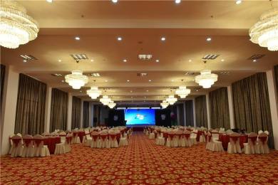 明翰伯爵大酒店